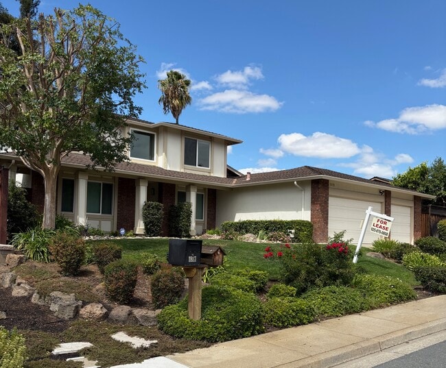 Building Photo - 1819 Yolanda Cir