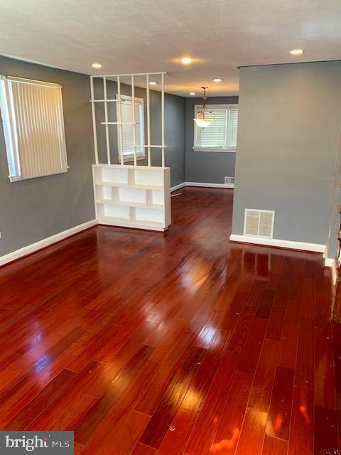 Foto del edificio - 4760 Homesdale Ave