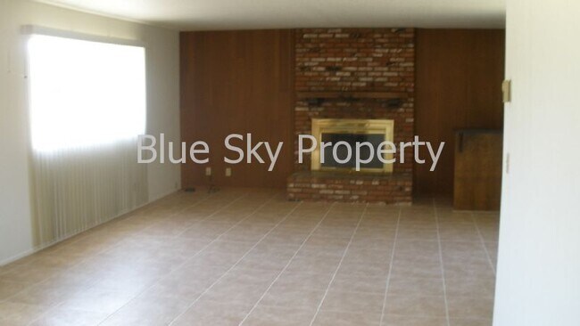 Foto del edificio - 3211 Long Valley Rd