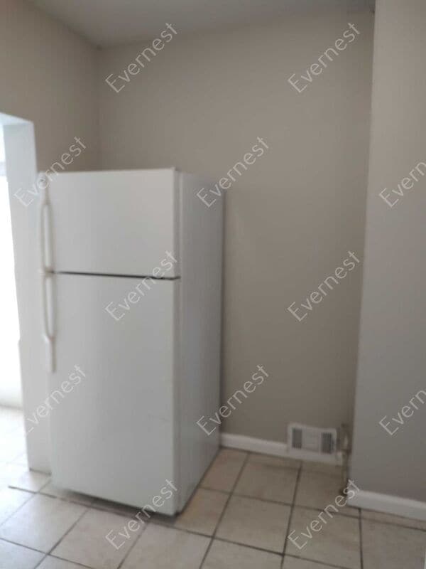 915 Benton Blvd Unit 2, Kansas City, MO 64127 Condo for Rent in