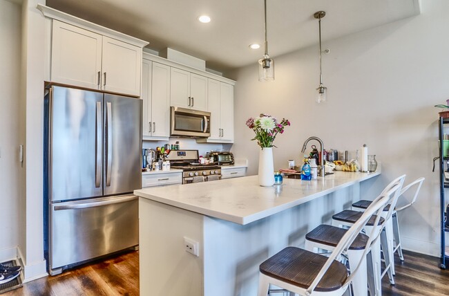 Building Photo - 110 Market St