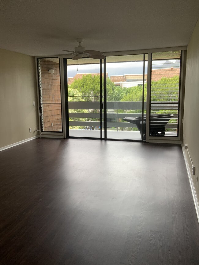 Building Photo - 333 Aoloa St