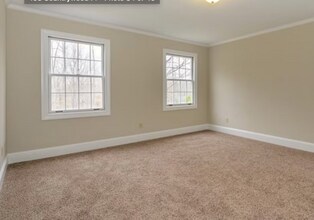 Building Photo - 453 Countrywood Pl SE