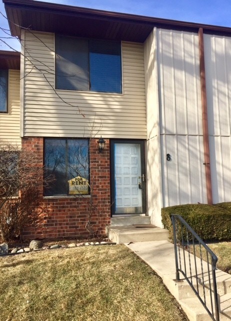 Foto principal - 1415 Oakes Rd