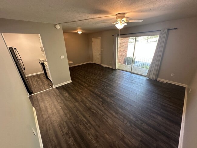 Foto del edificio - 18 Old St Marys Pike