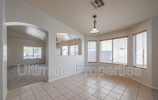 Foto del edificio - 11698 N 153rd Ave