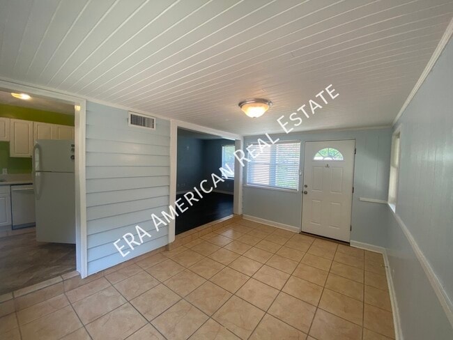 Building Photo - 9 Okahatchee Cir SE