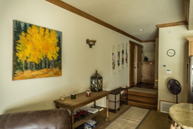 Foto del edificio - 1 Bedroom Centrally Located Summer Rental