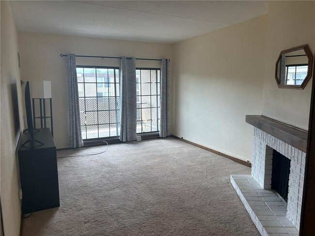 Foto del edificio - 6730 Vernon Ave S