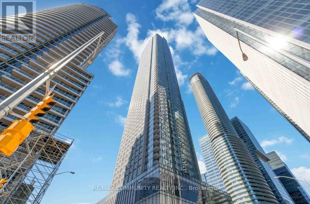 Photo principale - 10-4410 York St