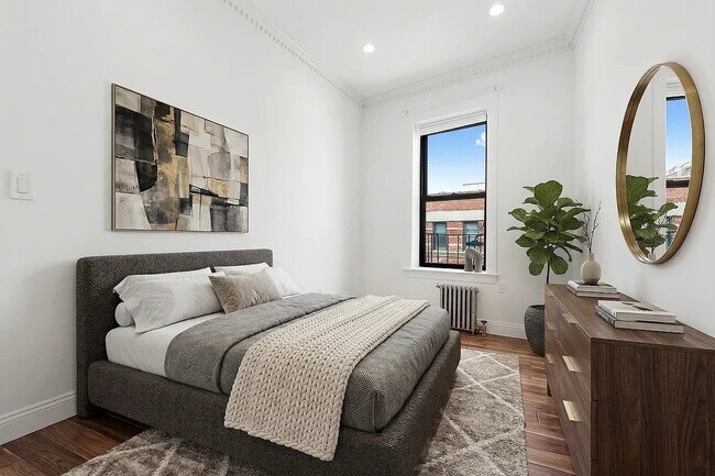 Foto del edificio - 102 Christopher St