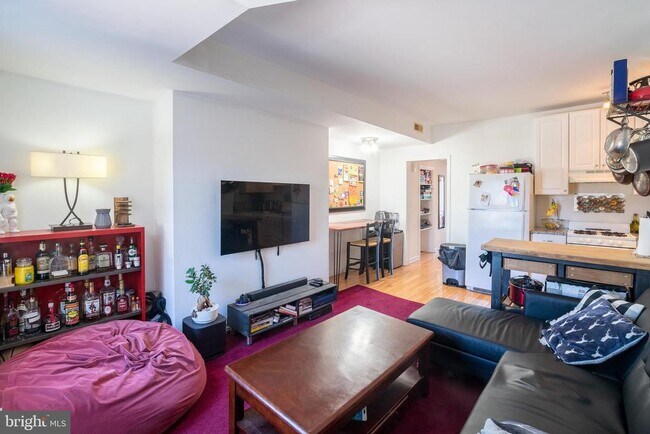 Foto del edificio - 958 N 2nd St
