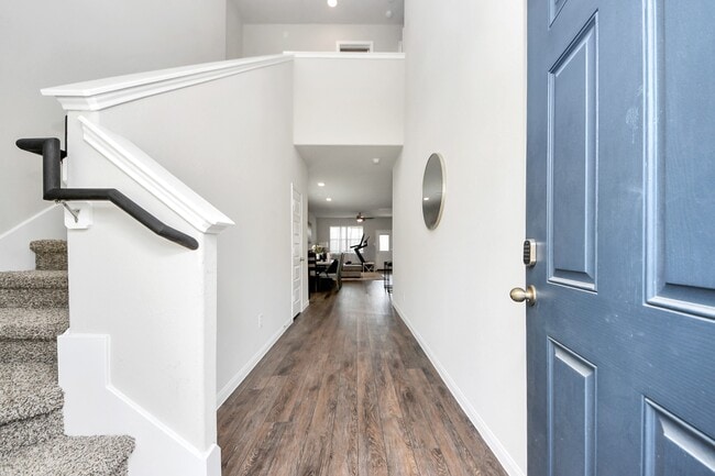 Building Photo - 21923 Grand Majestic Dr