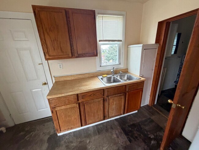 Foto del edificio - 454 N 28th St