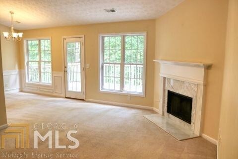 Building Photo - 404 Baldwin Ct