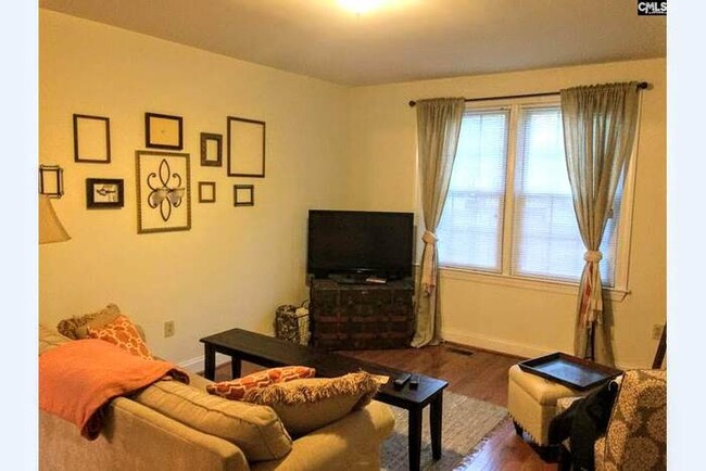 Foto del edificio - 4103 Devine St