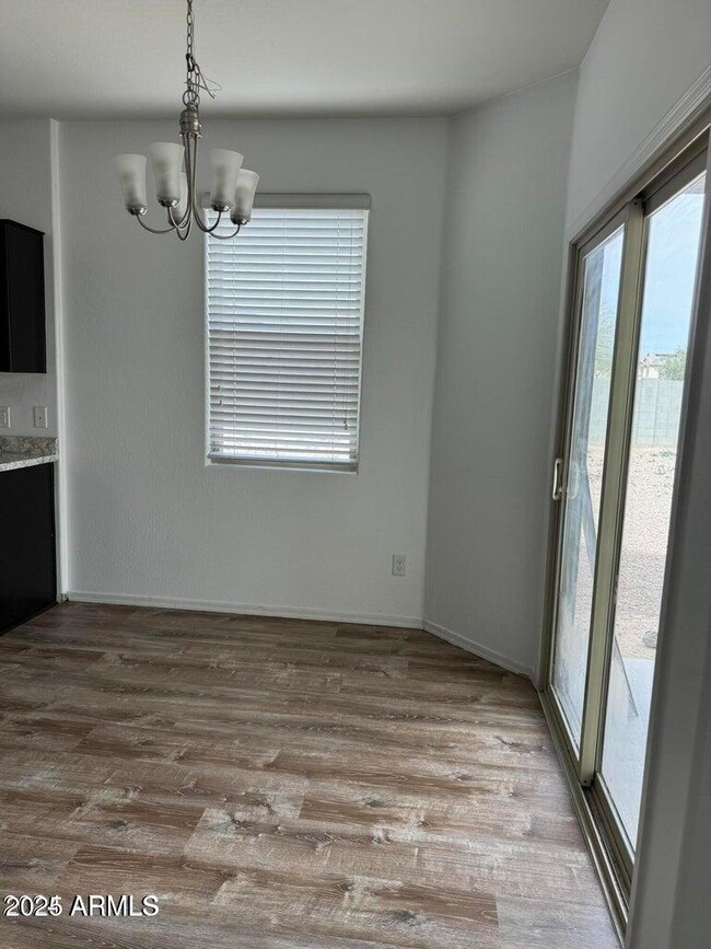 Building Photo - 25258 W Nancy Ln