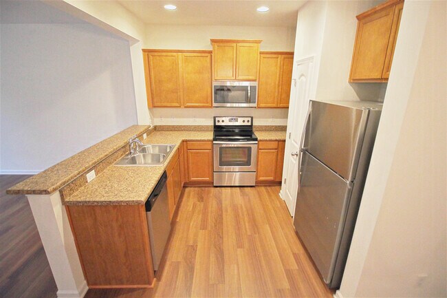 Foto del edificio - 753 Maypearl Ln