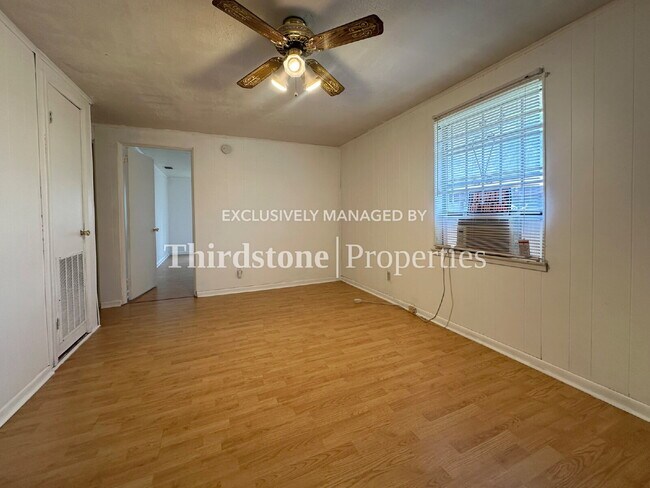 Foto del edificio - 3317 Jones St