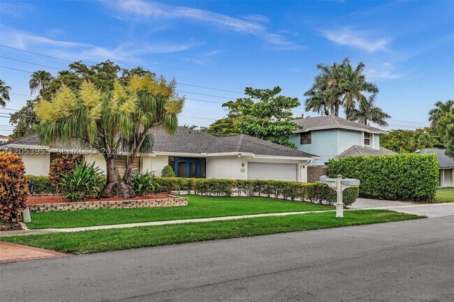 Foto del edificio - 630 SW 100th Terrace