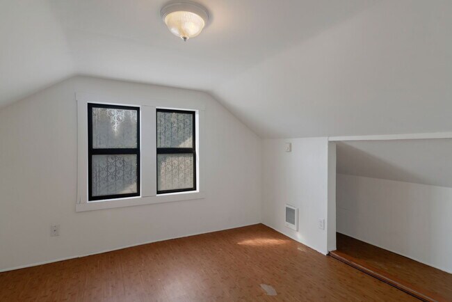 Foto del edificio - 19615 108th Ave SE