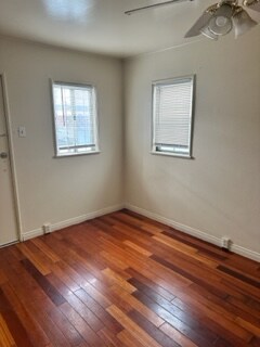 Foto del edificio - 1557 W 29th St