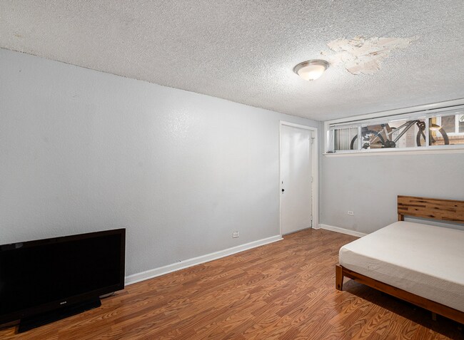 Foto del edificio - 3243 Kearney St