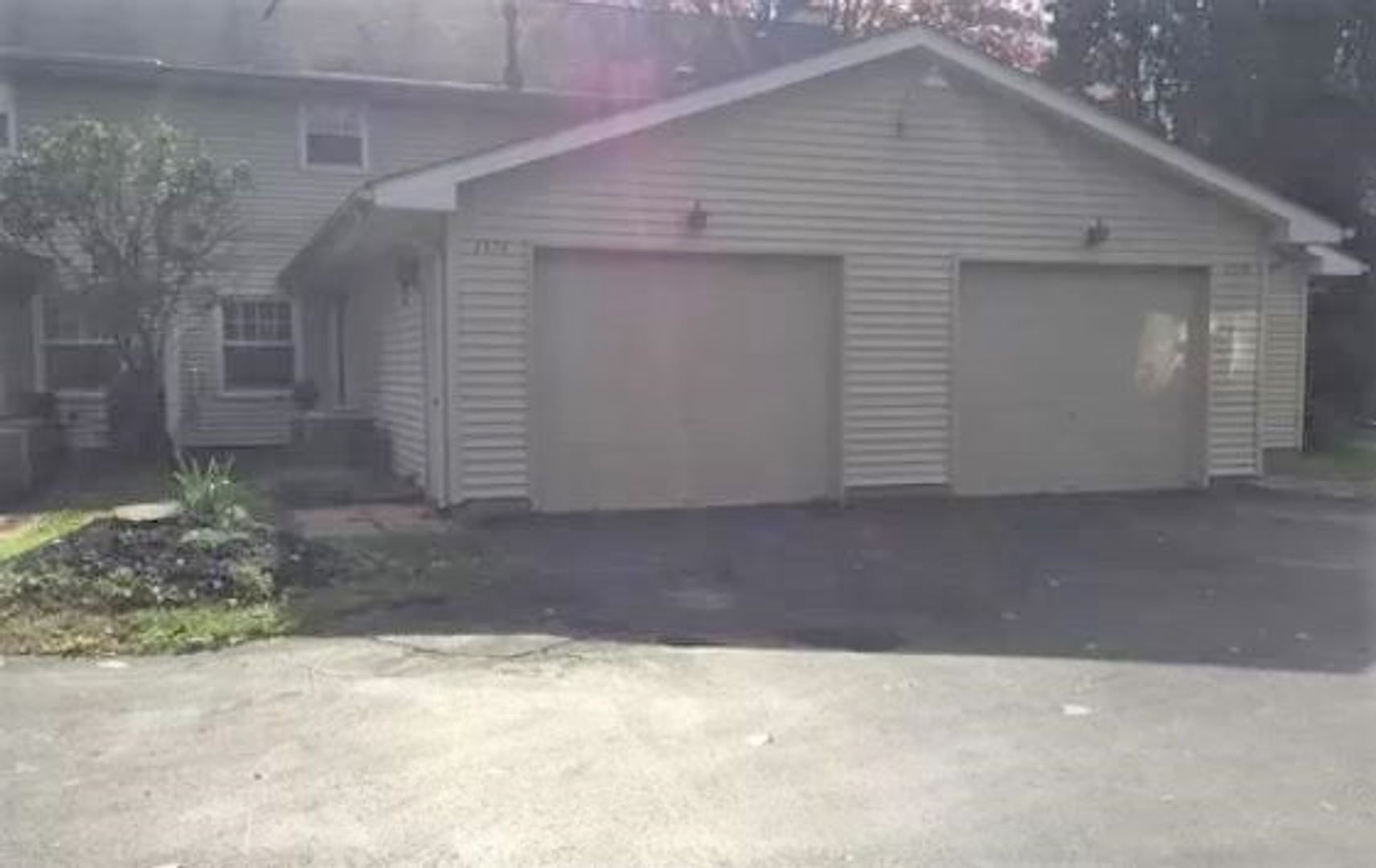 1376 Red Tail Hawk Dr Youngstown, OH 44512 – photo 2