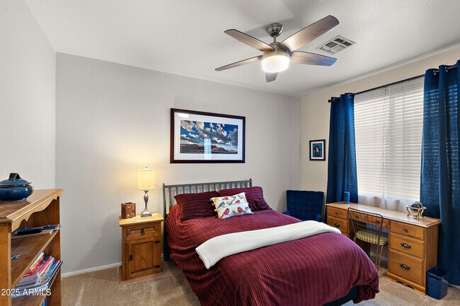 Building Photo - 1819 W Deer Creek Rd