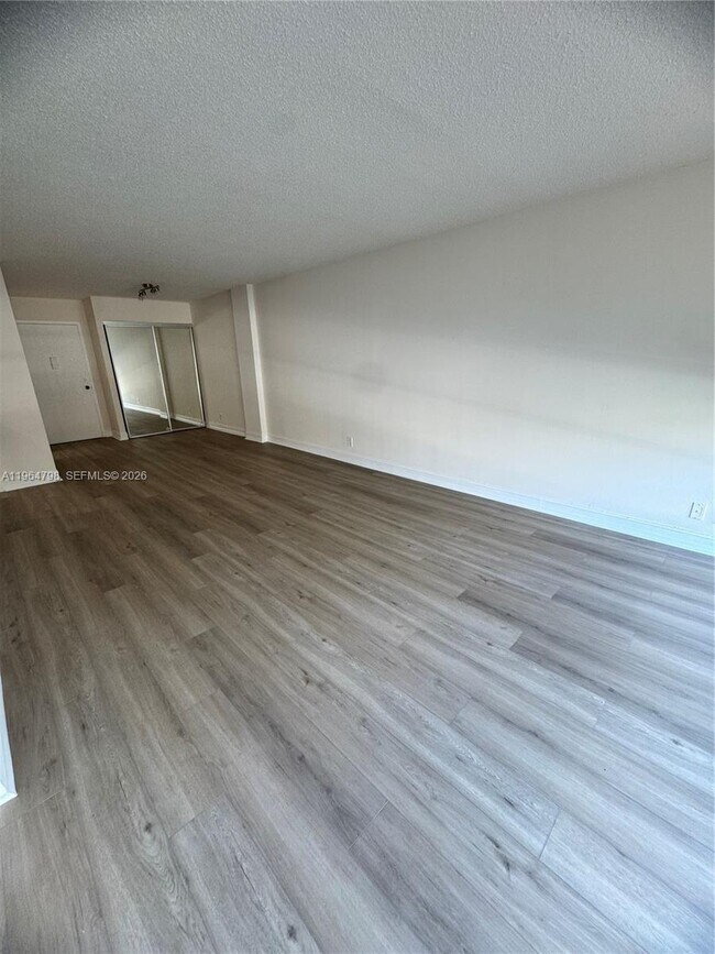 Building Photo - 2000 Atlantic Shores Blvd