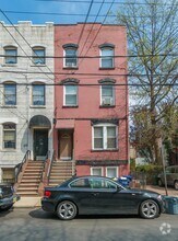 Building Photo - 707 Garden St