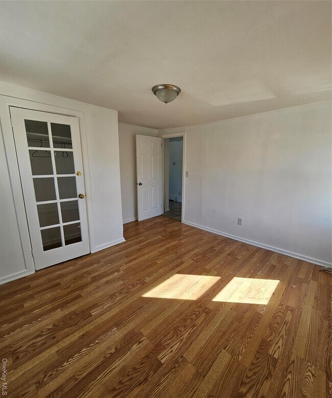 Foto del edificio - 196 S Franklin St