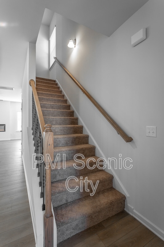 Foto del edificio - 8836 Meadowvale Ct