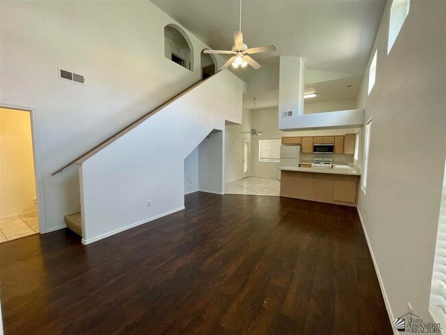 Foto del edificio - 10736 Calle Raquel