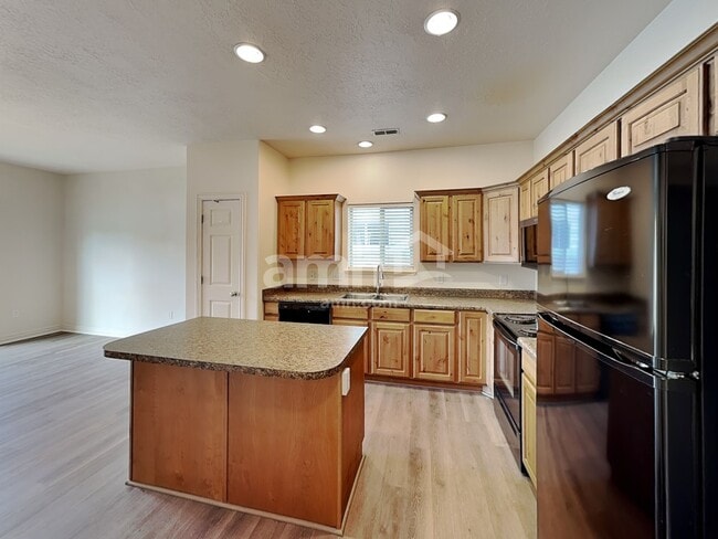 Building Photo - 247 Boston Dr