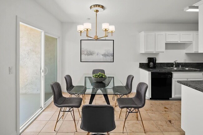 Building Photo - Immaculate, Serene, 2-Bed, 2-Bath Condo in highly sought after San Carlos area in San Diego CA