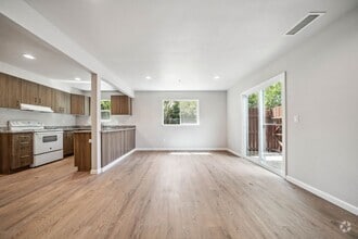 Building Photo - 628 Hartnell Ave