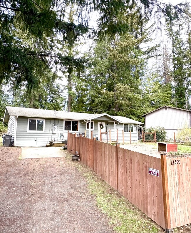 Foto del edificio - 13590 NW Coho Run