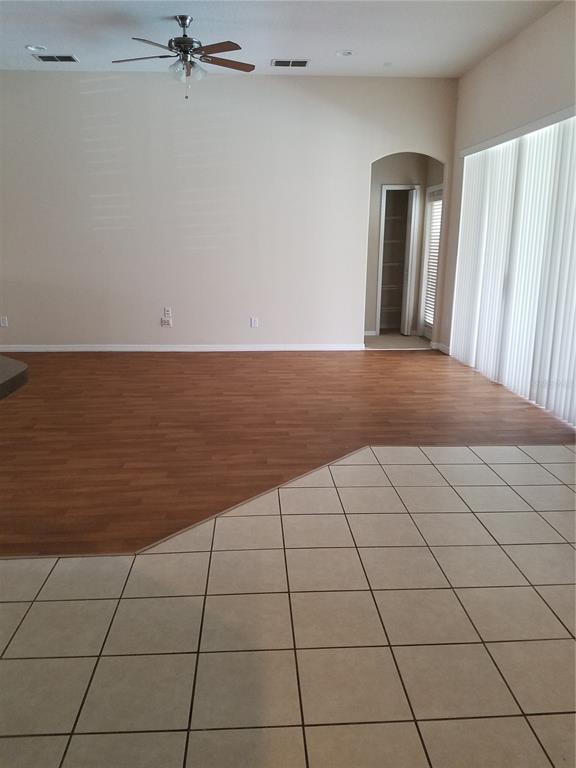 Building Photo - 8715 Cambridge Pointe Ln