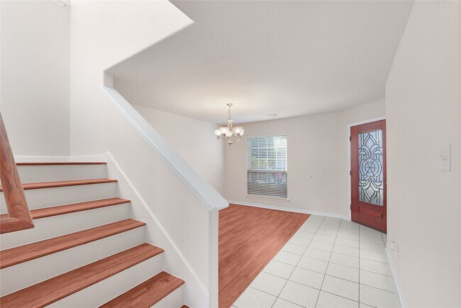Foto del edificio - 10226 Canyon Rose Ln