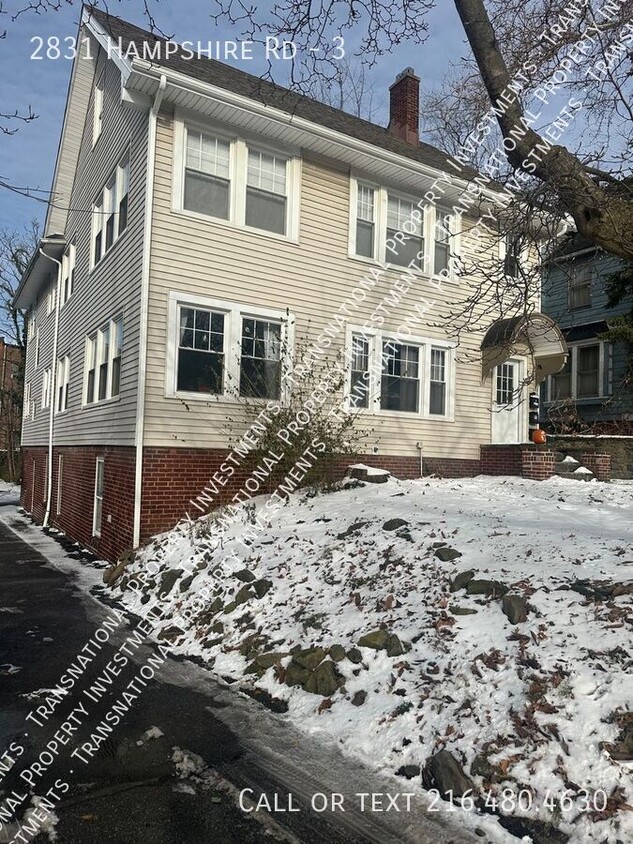 Primary Photo - Charming 1-Bedroom Third-Floor Apartment i...