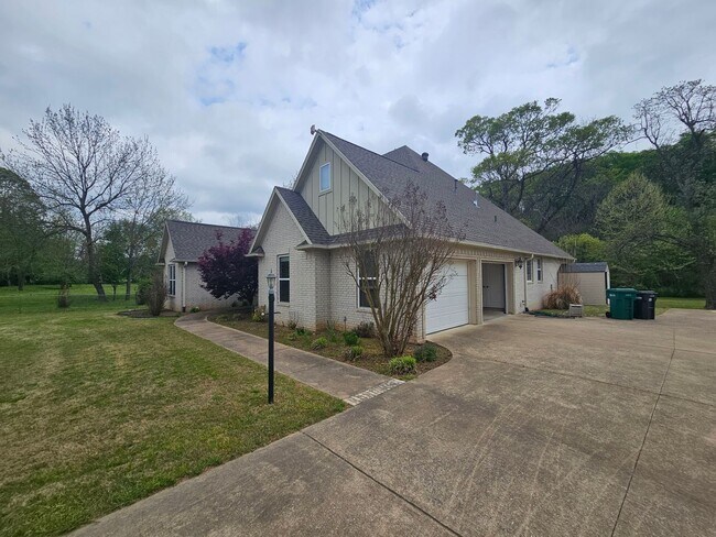 Foto del edificio - Beautiful Large Home in Johnson