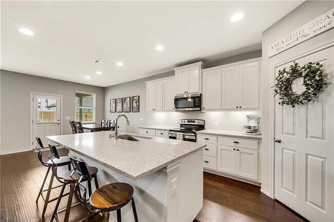 Foto del edificio - 112 Magna Ln