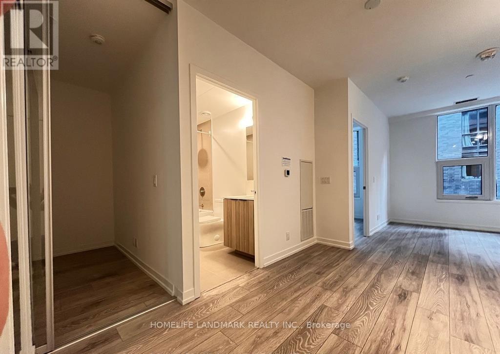 Photo principale - 55-355 Mercer St