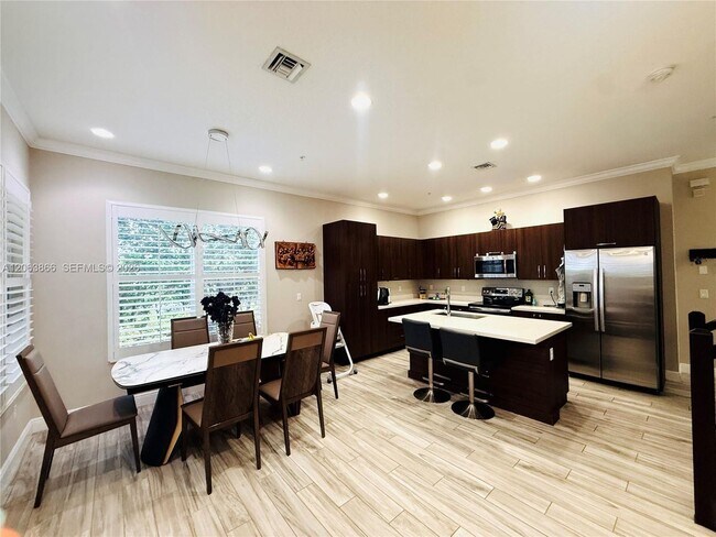 Foto del edificio - 12403 NW 18th Ct