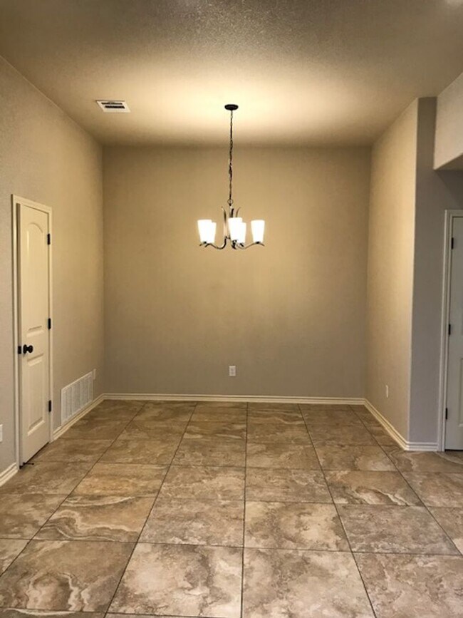 Foto del edificio - 5506 Settlers Ct