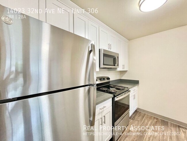 Building Photo - Amazing 2bd/2bath Apartment! Great Locatio...