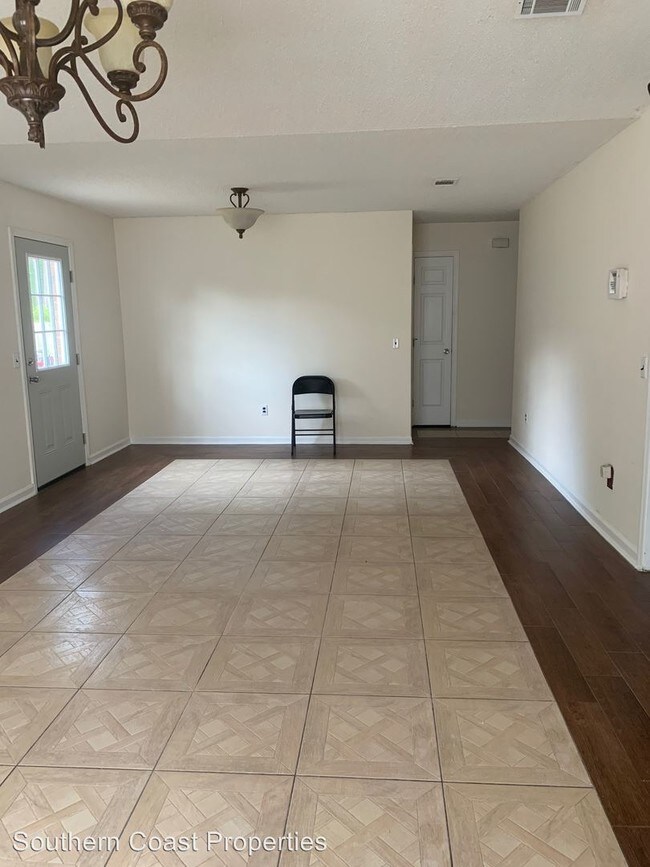 Building Photo - 3 br, 2 bath House - 805 E Oxford Lane