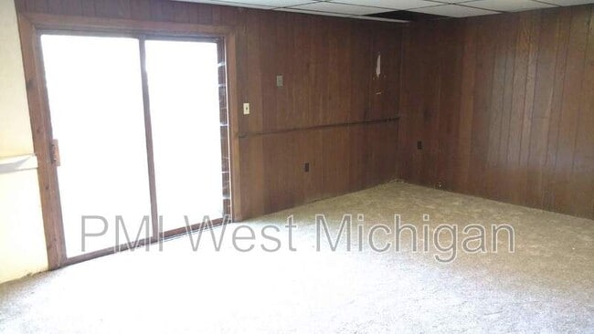 Building Photo - 1275 104th St SW