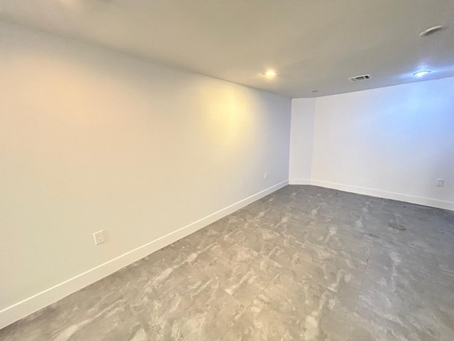 Foto del edificio - 398 Crescent St.